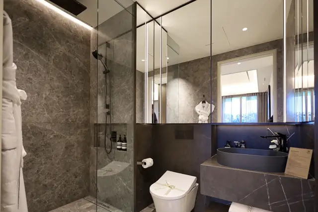 W Residences Marina View - Singapore — artist impression or marketing image 2, D01